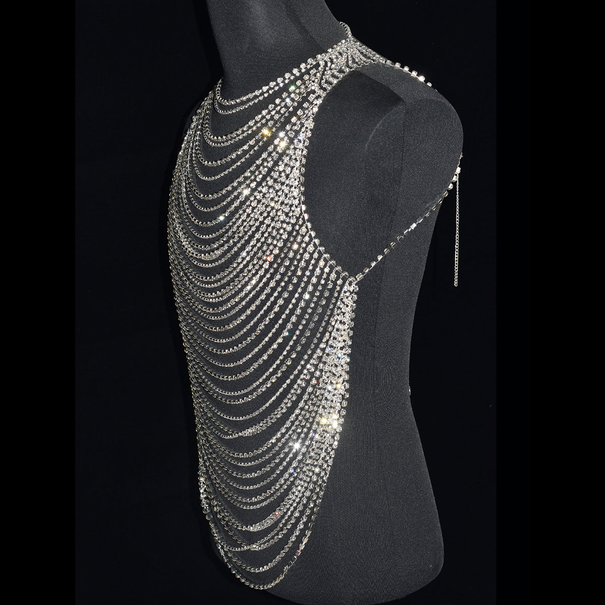 ملابس داخلية عصرية فاخرة للرجا - مراجعة Body Jewelry Men وسعره